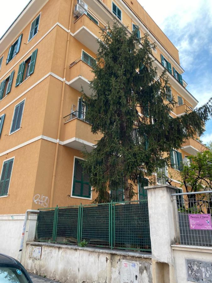 Hemingway Apartment At Vatican Rome Exterior photo